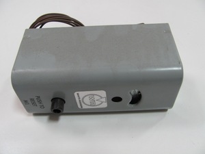 Thermostat Manual Reset WR11B58-28 Thermostat Manual Reset WR11B58-28