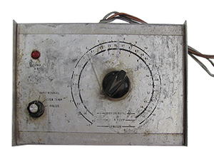 DIFFERENTIAL TESTER DIFFERENTIAL TESTER